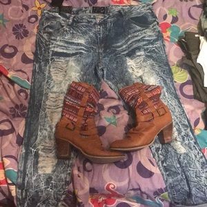 bleached jeans with holes and cowgirl boots